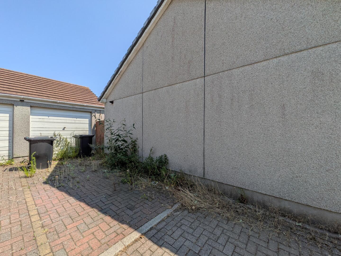 3 bed property in Highburrow Court, Redruth